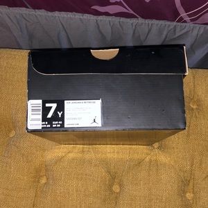 Jordan 6 White vivid pink Grape